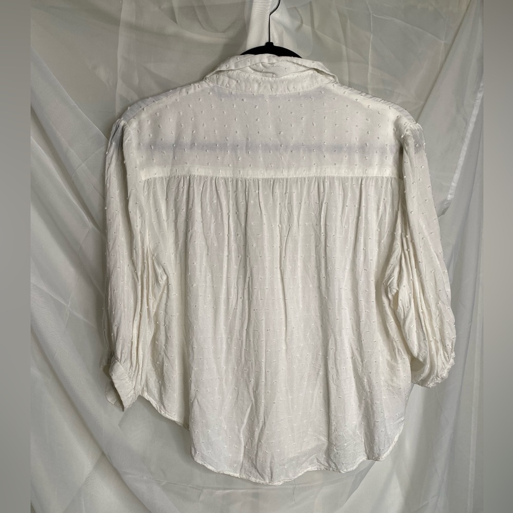 Free People Size XS Swiss Dot Textured White Button Down Front Tie Top - Picture 8 of 9